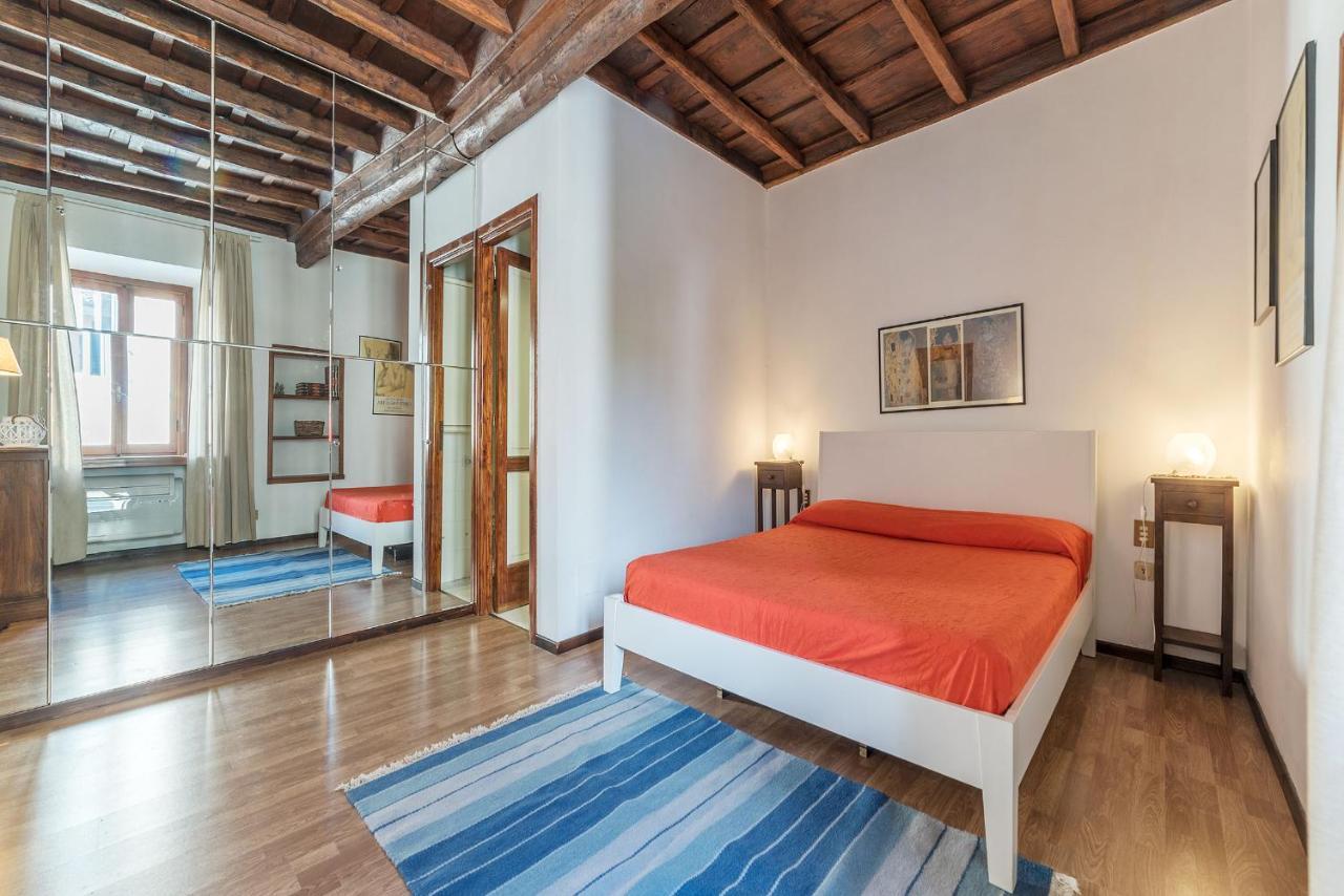 Colosseo Modern Apartment Рим Екстер'єр фото